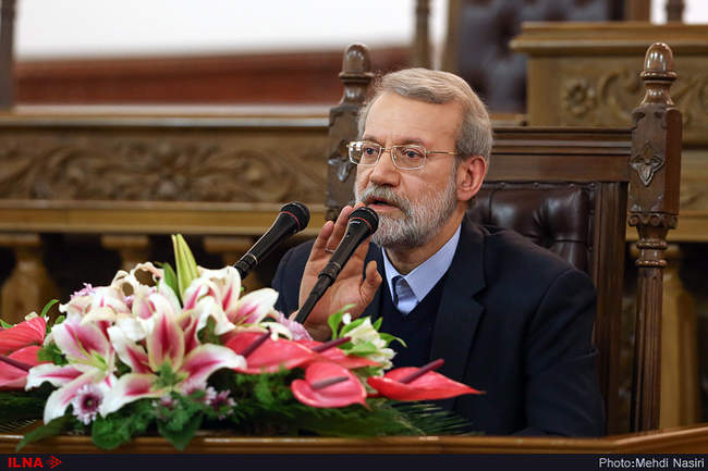 نشست خبری علی لاریجانی