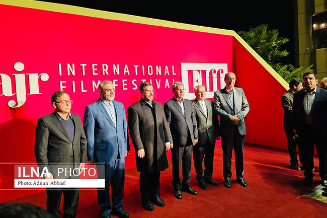بازدیداستاندارفارس ازمحل برگزاری چهل وسومین جشنواره جهانی فیلم فجر 