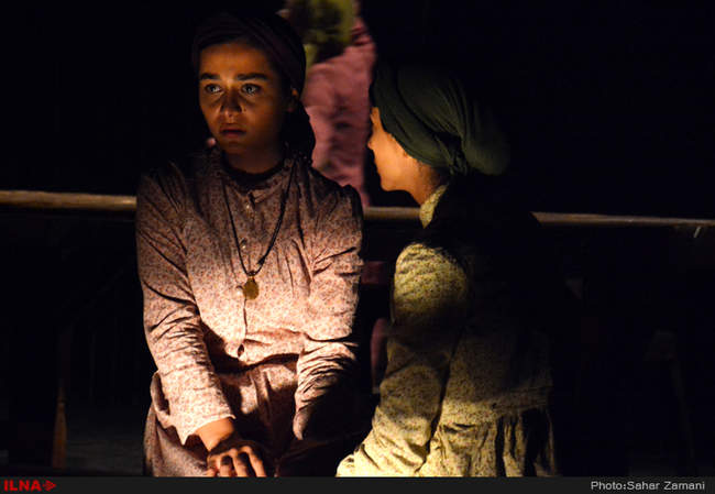 نمایش «مثل آب برای شکلات» 