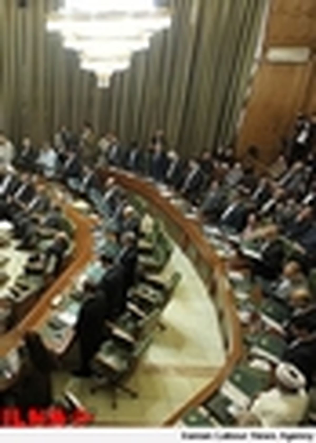 جلسات واگذاری پروژه‌ها به پیمانکار باید علنی باشد