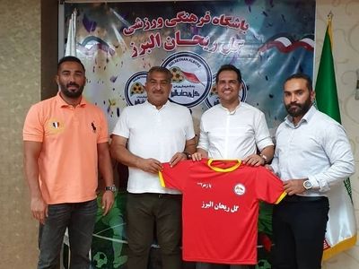 میثم منیعی سرمربی گل ریحان شد