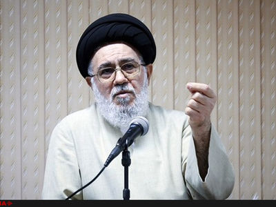 اصلاح‌طلبان بیشتر از دیگران به نظام رأی داده‌اند/ در منطق ائمه معصومین نشانۀ تقیدات مذهبی کثرت نماز و روزه نیست، امانت‌داری است