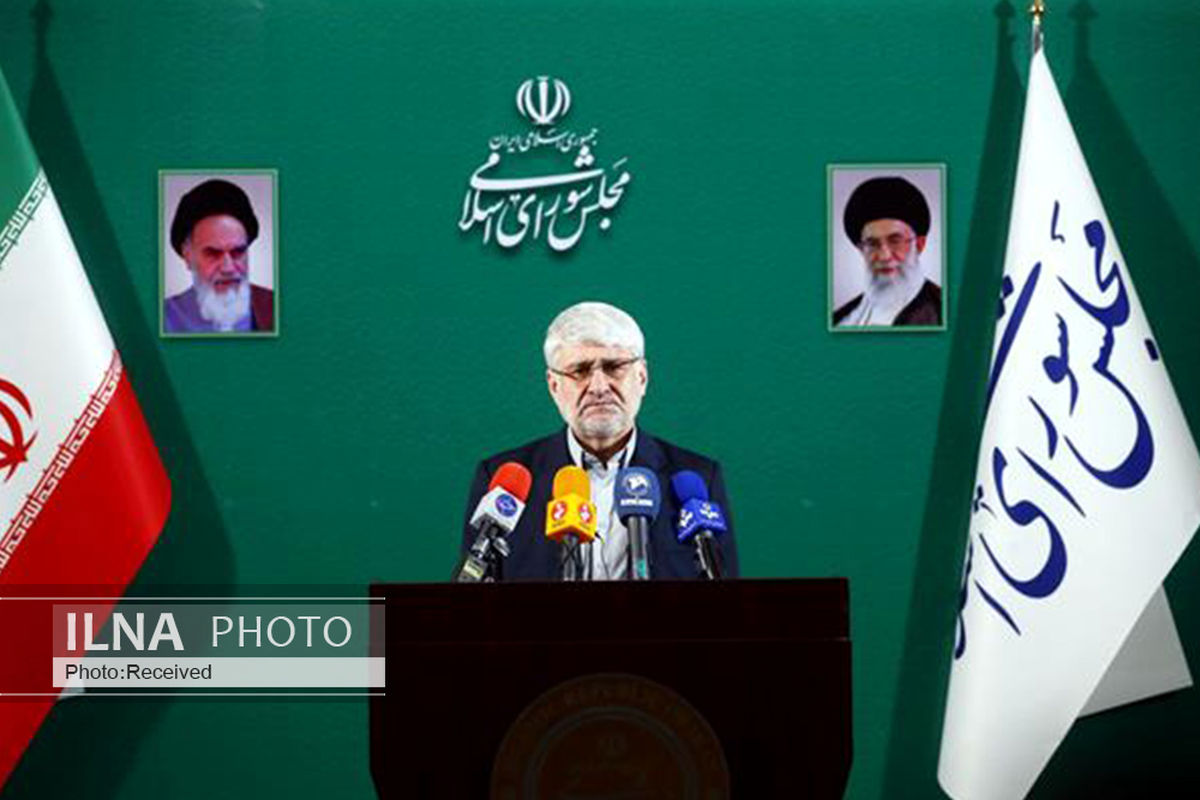 وزارت خارجه نتوانست مقدمات رساندن نامه مقام معظم رهبری به پوتین را فراهم کند