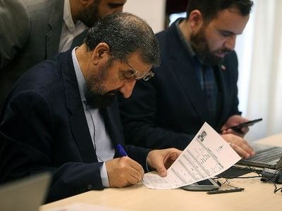 آمریکا زدگی در کشور یعنی متوقف کردن امور تا زمانی که آمریکا کوتاه بیاید