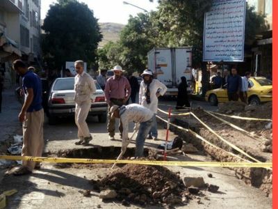 کشف دو دهنه قنات تاریخی در خیابان اردلان بیجار