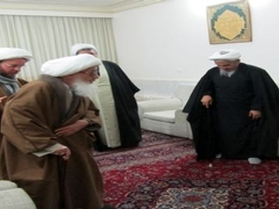 تماس‌تلفنی آیت‌الله وحیدخراسانی با آیت‌الله صانعی