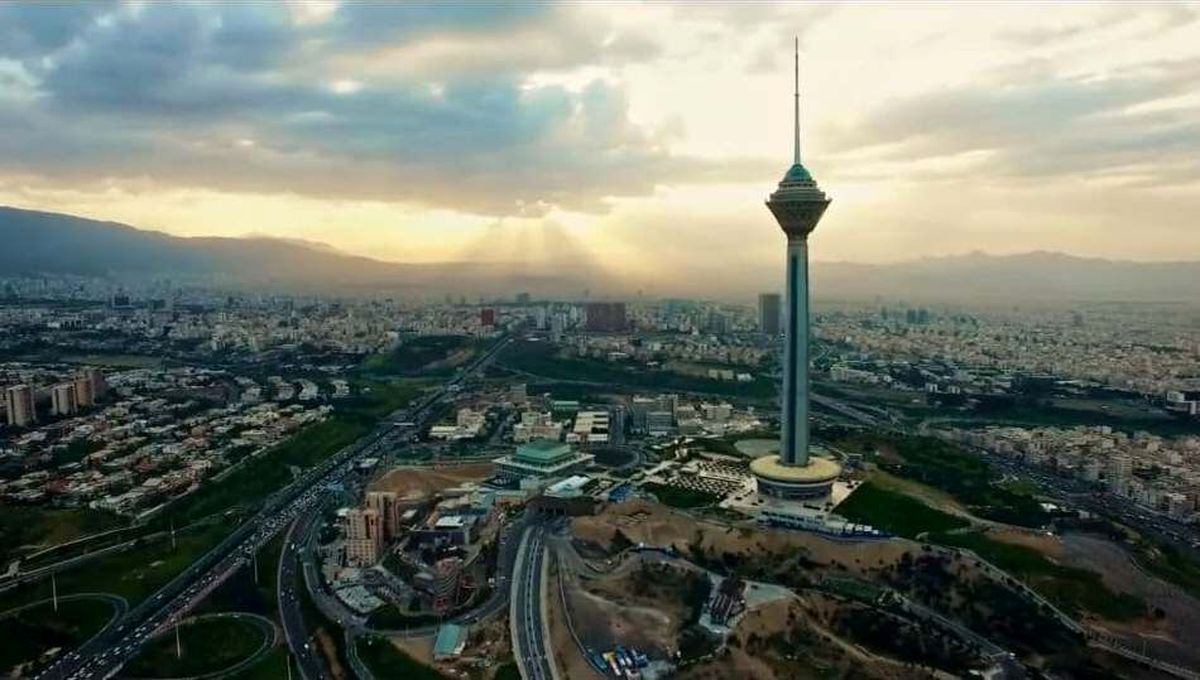هوای تهران در شرایط قابل قبول 