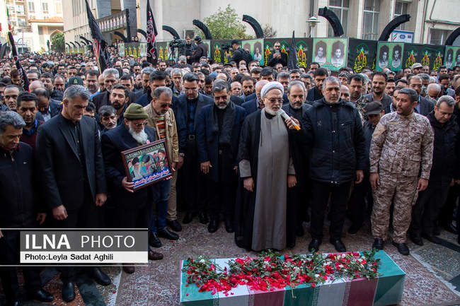 تشییع پیکر شهید گمنام در وزارت فرهنگ و ارشاد اسلامی
