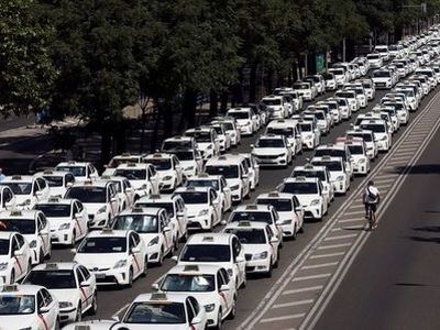 اختلال در رفت و آمد در اسپانیا به دلیل اعتصاب رانندگان تاکسی