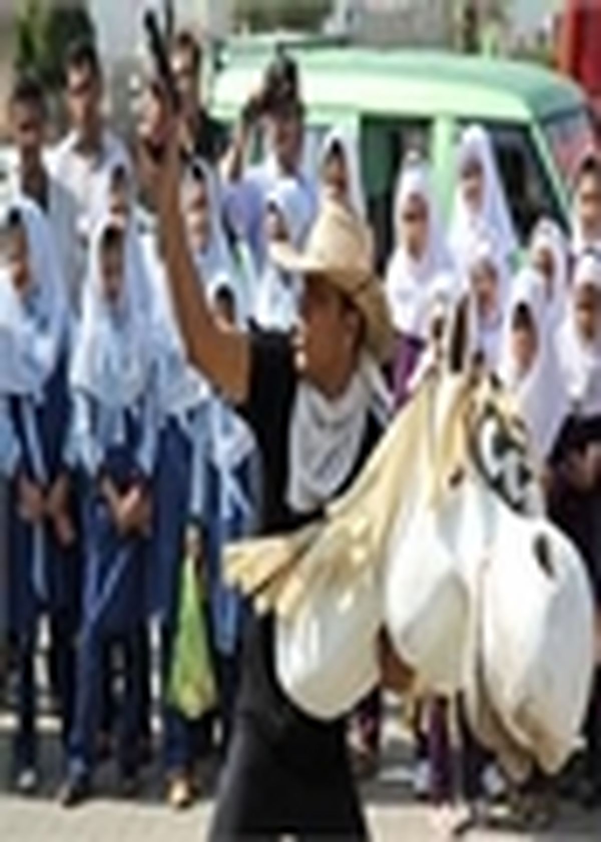 مراسم افتتاحیه جشنواره بین المللی تئاتر کودک نوجوان در پارک خضر برگزار شد