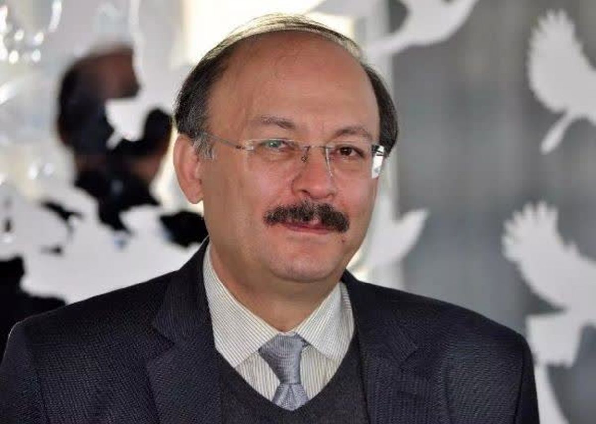 نیروهای انتظامی و امنیتی صرفا پس از حمله تروریست‌های حرفه‌ای دستور شلیک یافتند