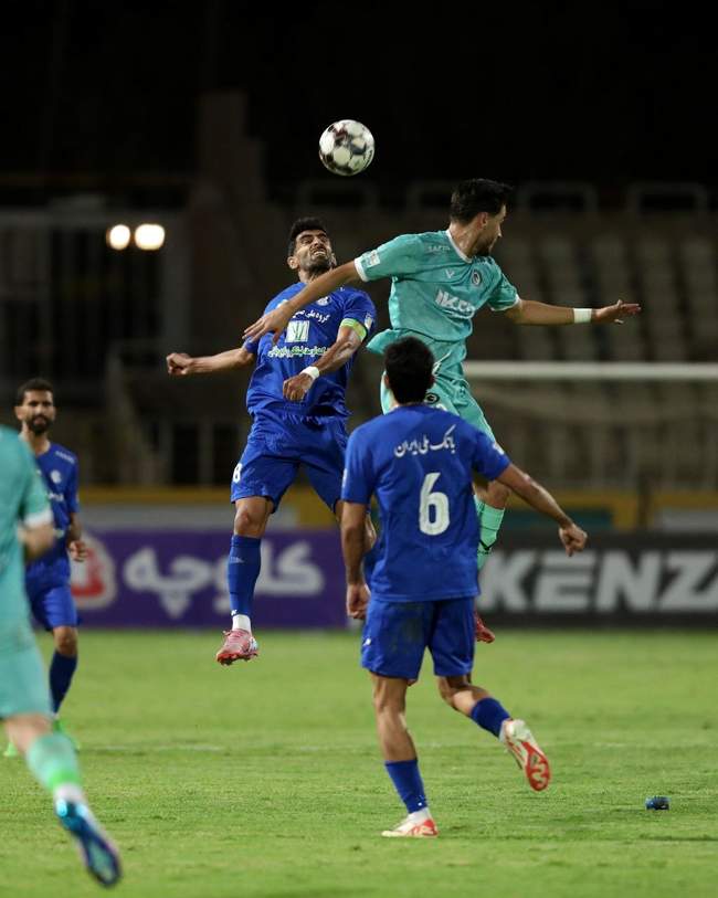 گزارش تصویری دیدار پیکان و استقلال خوزستان