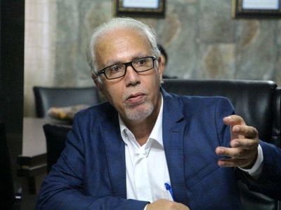 بیات: مدیریت علی کریمی تحسین برانگیز است؛ سپیدرود از 12 میلیارد حالا تنها دو میلیارد بدهکاری دارد