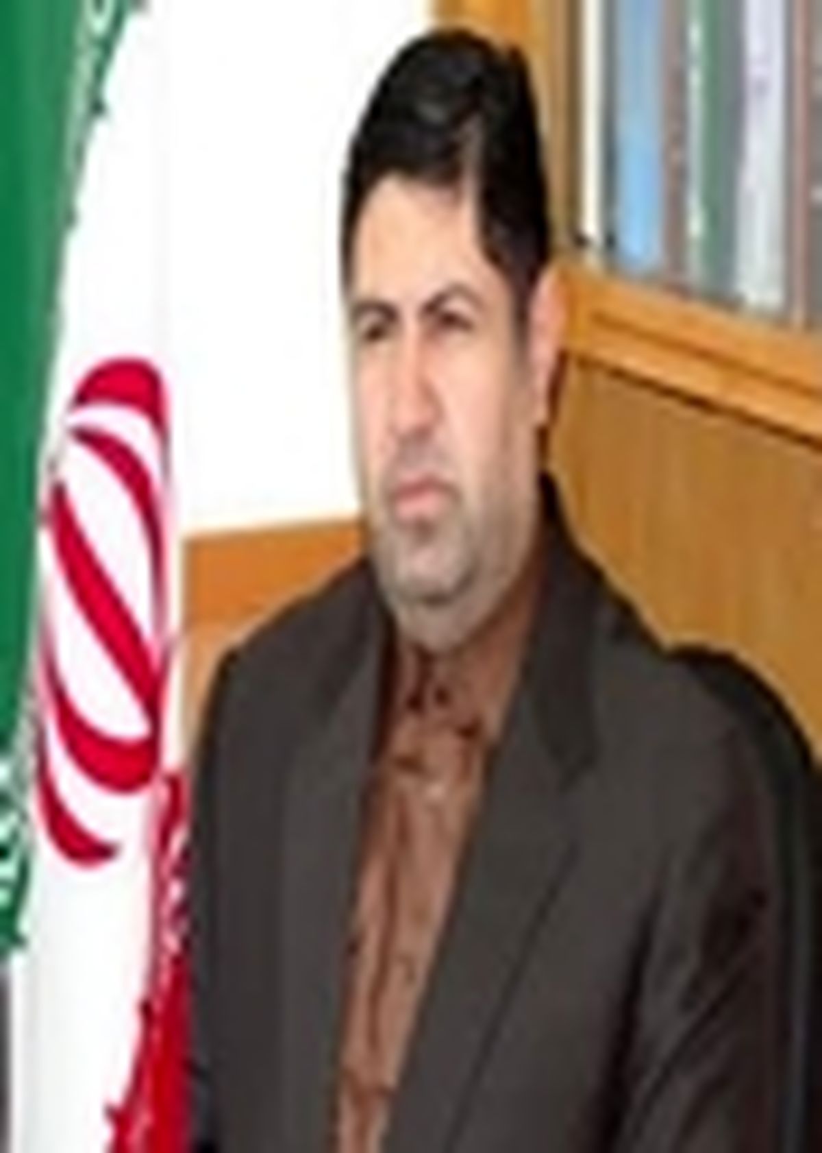 شورای شهر و شهرداری نباید تبدیل به نهاد حمایتی شوند