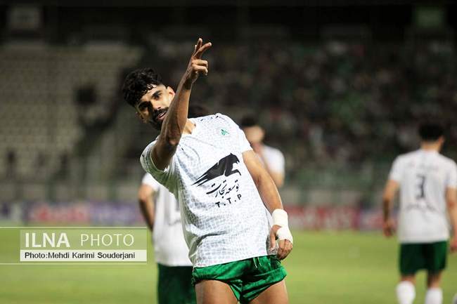 برد خانگی تیم فوتبال ذوب آهن اصفهان مقابل مس رفسنجان