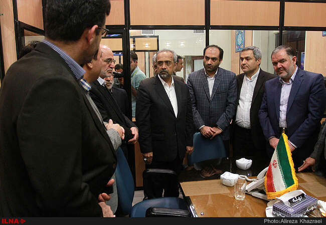 بازدید محمد نهاوندیان ، رئیس دفتر رئیس جمهور (7 اسفندماه) از بخشهای مختلف ستاد انتخابات کشور 