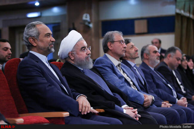 ضیافت افطار رییس جمهور با مددجویان کمیته امداد و بهزیستی