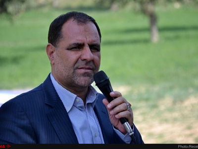 فرزندانم یا خانه‌دار هستند یا بیکار/ تنها کارمند خانواده خودم هستم