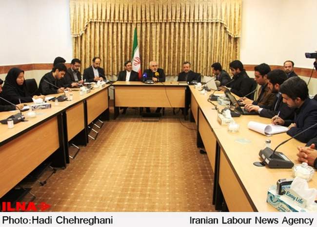 نشست خبری دکتر ظریف با خبرنگاران در استان قم