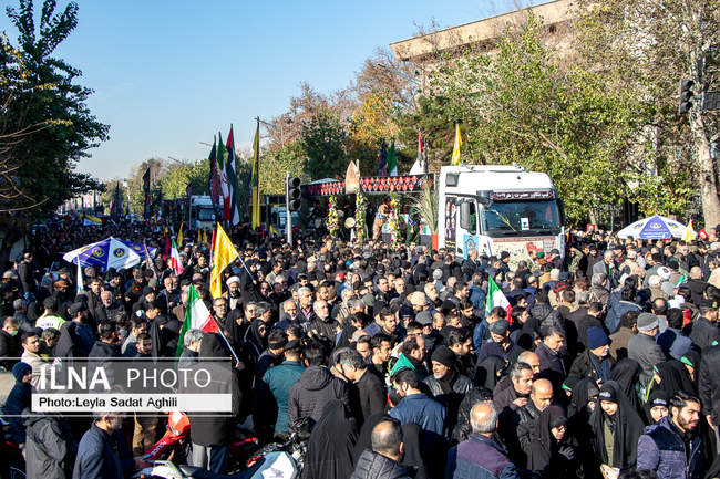 مراسم تشییع پیکر ۱۱۰ شهید گمنام در تهران