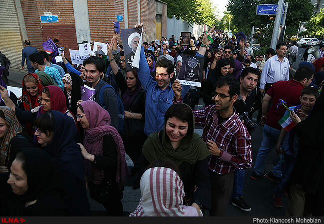همایش سراسری زنان حامی حسن روحانی در ورزشگاه شیرودی-2