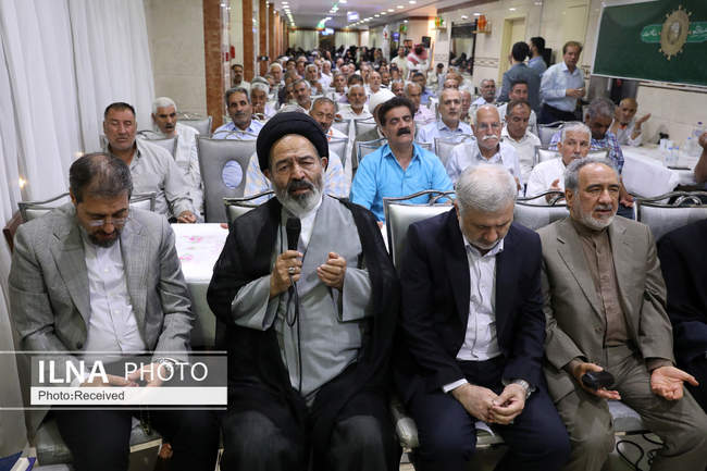 مراسم دعای کمیل زائران ایرانی در مدینه منوره