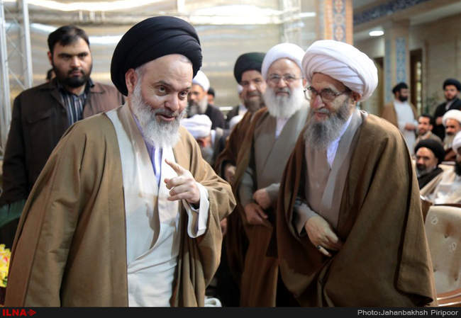 نشست انجمن علمی ارتباطات وتبلیغ حوزه علمیه با حضورآیت الله مکارم شیر