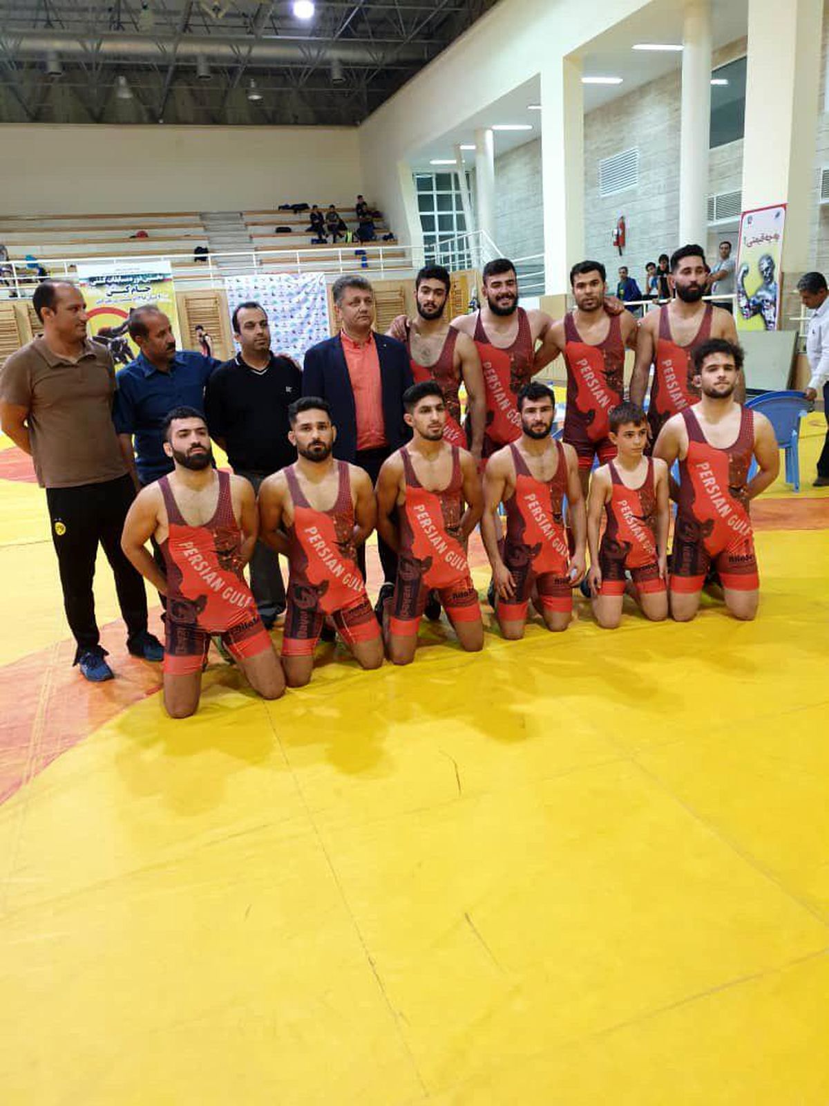 جام قهرمانی در کیش ماند