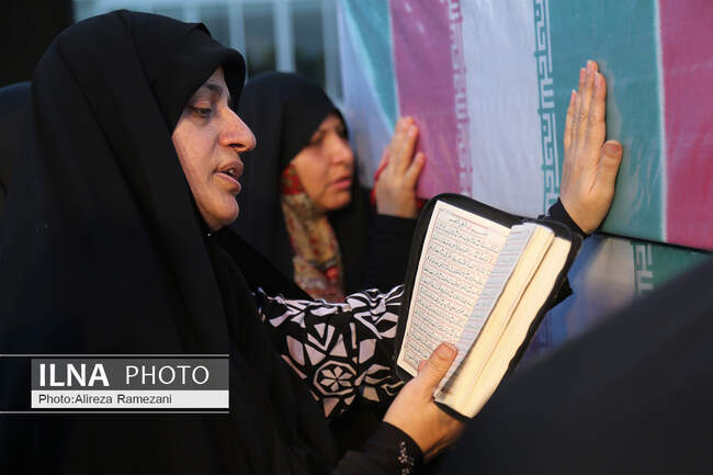 مراسم وداع با پیکر ١٥٠ شهید ٨ سال جنگ تحمیلی