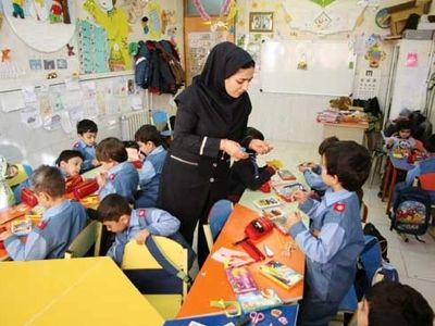 مربیان پیش‌دبستانیِ خوزستان خواستار تبدیل وضعیت هستند/ قرار بود حق‌التدریسی شویم