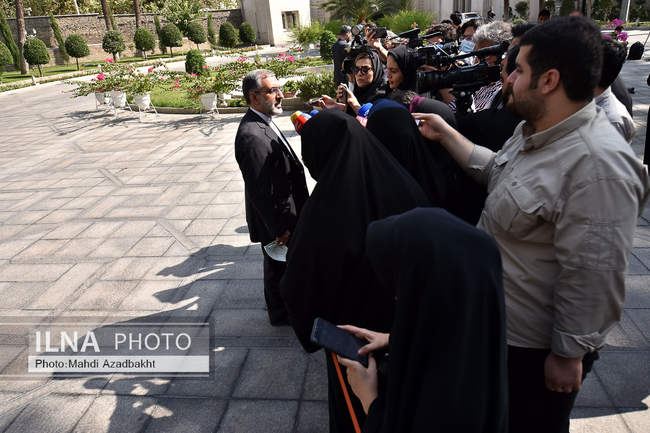 در حاشیه جلسه هیات دولت