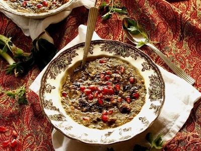 طرز تهیه آش انار شب یلدا به ۲ روش شیرازی و شمالی