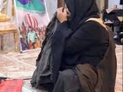 تصاویری احساسی از بوسه یک مادر بر رد خون فرزندش /فیلم