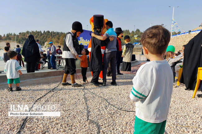 جشن پیامبر مهربانی در قزوین به روایت تصویر 