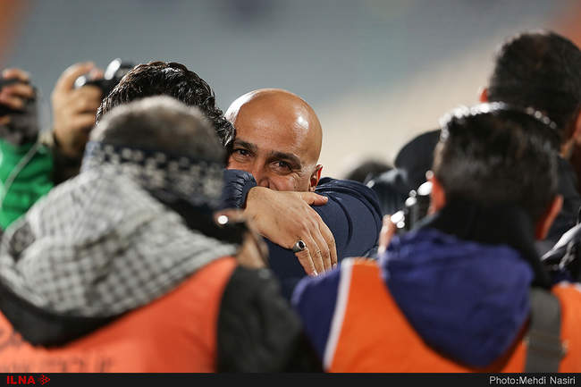 دیدار تیمهای استقلال تهران و ذوب‌آهن اصفهان