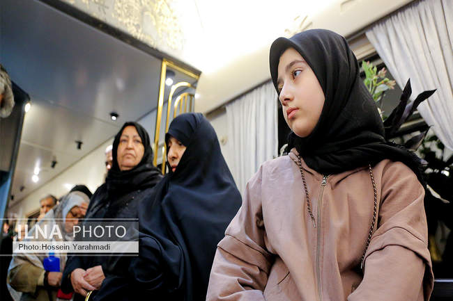 عزاداری شهادت حضرت زهرا(س) در قطار زائران رضوی