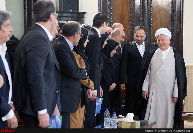 دیدار  اعضای سومین اجلاس بین‌المللی «تعامل هوشمند بازارهای پولی و س�