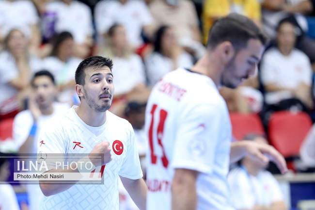 دیدار تیم‌های ملی هندبال  ایران و ترکیه