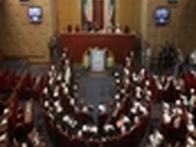 رفع بیکاری جوانان، موجب فراهم‌شدن زمینه ازدواج و فرزندآوری می‌شود