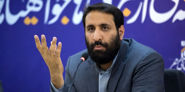 به منتقدانی که به قانون و اسلام معتقد باشند، آنتن داده می‌شود/ لازم است که صداها و نظرات متفاوت بیشتری از رسانه ملی شنیده شوند/ جای بسیاری از بحث‌ها در تلویزیون نیست