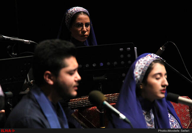  اجرای ارکستر پارس در اولین شب سی و دومین جشنواره موسیقی فجر در تالار وحدت‎