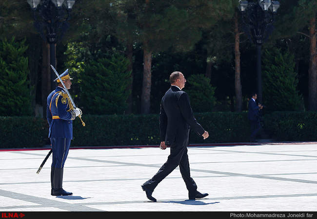 استقبال رسمی رئیس‌ جمهوری آذربایجان از  روحانی /3