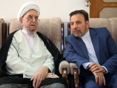 عیادت نماینده رئیس‌جمهوری از آیت‌الله امینی