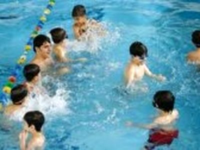 مسمومیت با گاز کلر در استخر ۳۰ نفر را راهی بیمارستان کرد