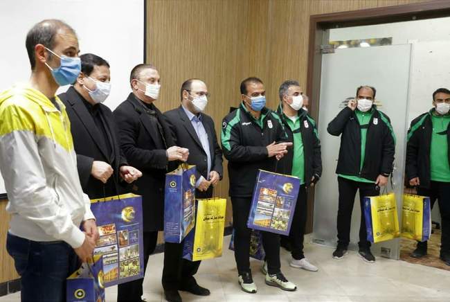 تجلیل سپاهانی‌ها از اعضای تیم جوانان ایران (تصاویر)