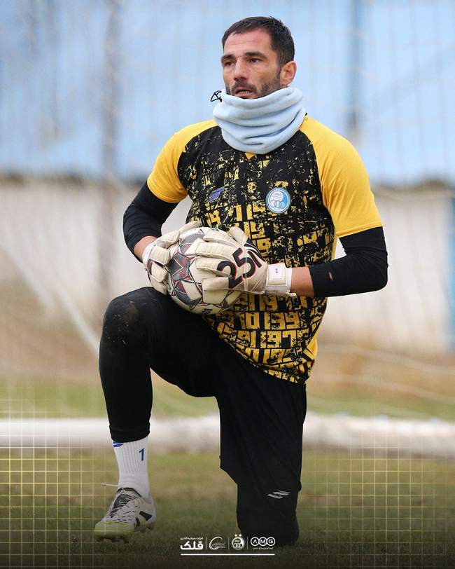 تصاویری از تمرین امروز تیم استقلال 