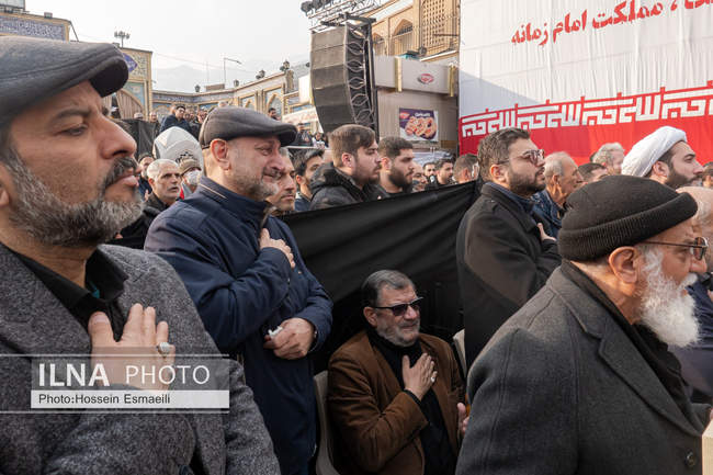 خاکسپاری پیکر شهید علی شمخانی در امامزاده صالح (ع)
