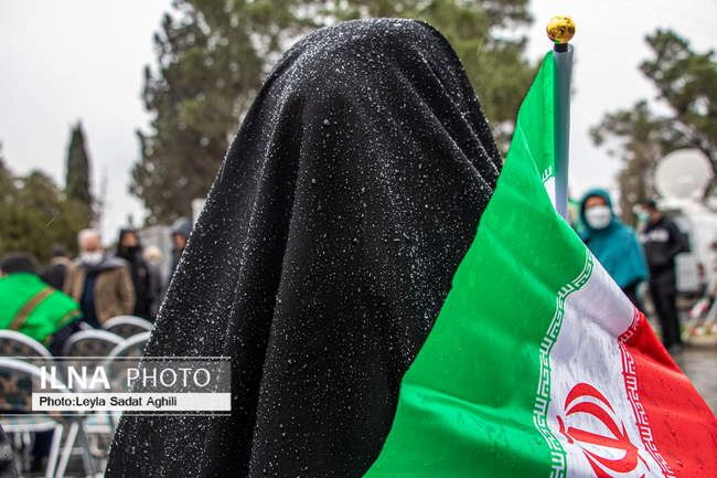 گلباران جایگاه جلوس امام خمینی(ره) در بهشت زهرا(س)