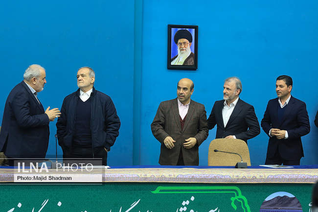 افتتاح و بهره برداری از طرح های نفت و نیرو