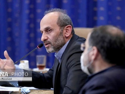 به اسم جوانِ مومنِ انقلابی سراغ افراد غیرمتخصص نرویم/ وقتی مدام خودی و ناخودی کنیم، مشکلات قد علم می‌کنند